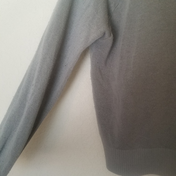 Mickey Mouse Gray Long Sleeve Crop Top Sweater - Picture 7 of 7